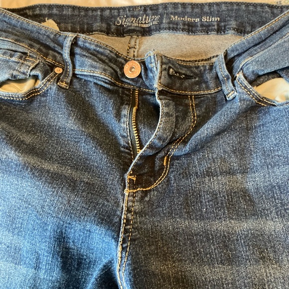Great Levi signature size 12 jeans - Picture 2 of 7